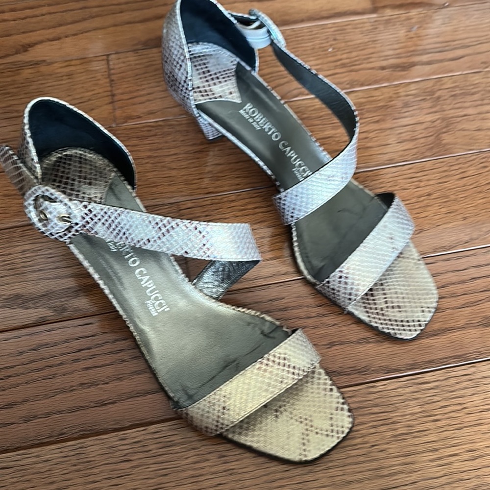 Roberto Capucci Genuine Leather Shoes